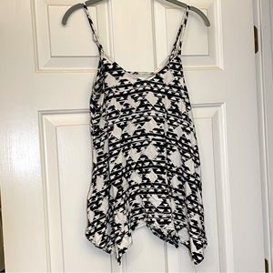 Mossimo Supply Co. Black and White Geometric Tank Top